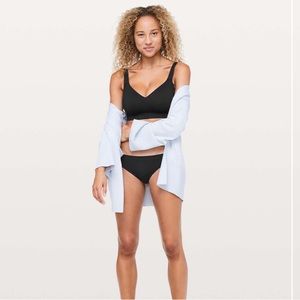 Lululemon like nothing bra black - soft wireless molded
